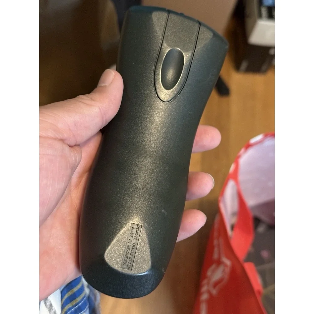 Genuine Microsoft Original‎ Xbox DVD Remote. Missing Sensor